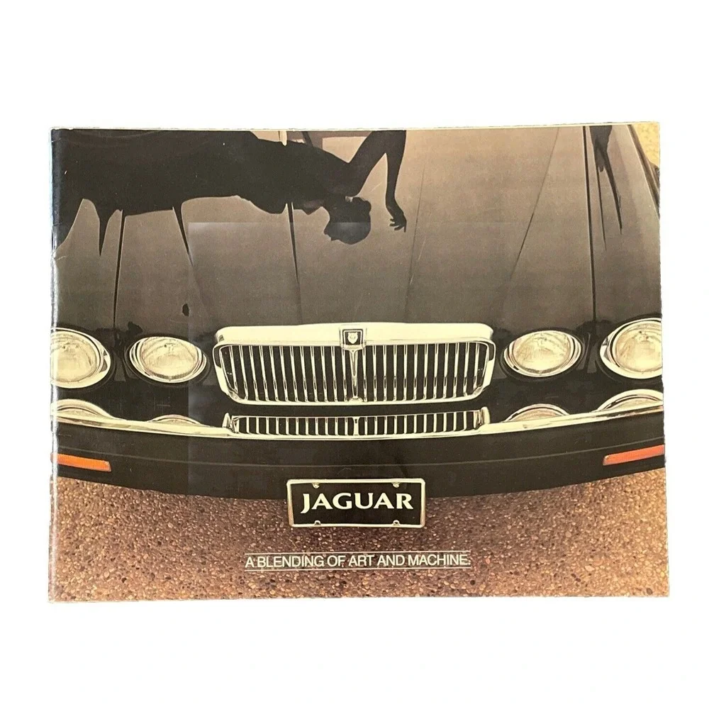 Jaguar‎ Series III 1981 A Blending Of Art And Machine Brochure
